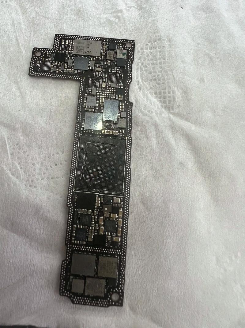 iphone12基带坏了有必要修吗/苹果12基带坏了怎么修复需要多少钱  第1张