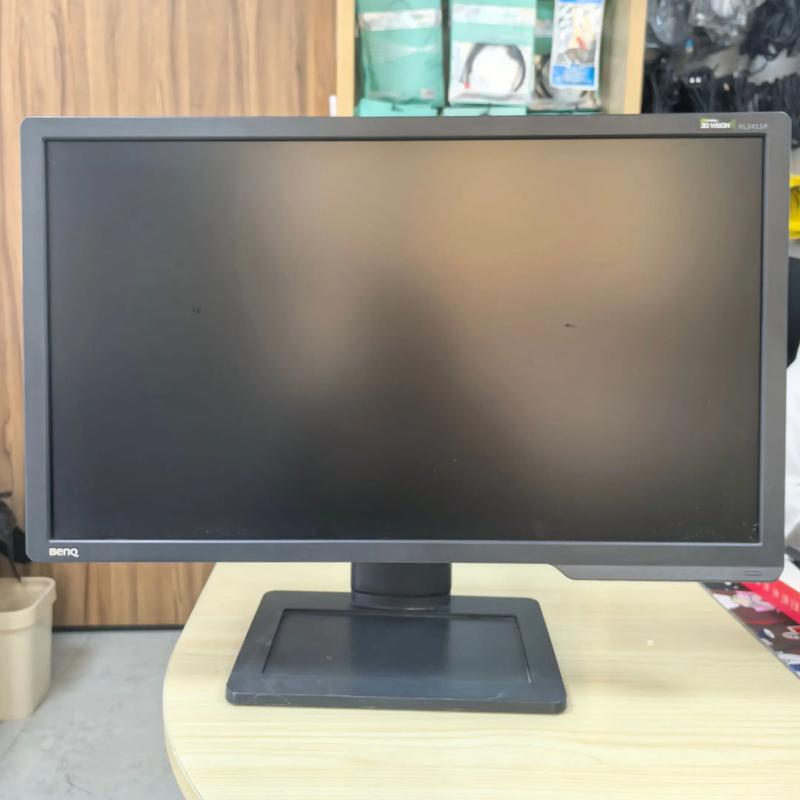 实体店24寸显示器多少钱/24寸液晶显示器多少钱  第1张